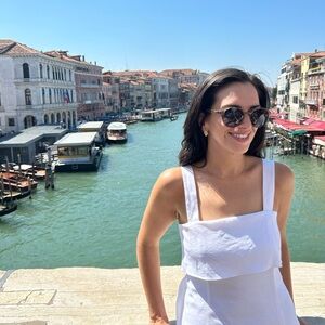 Meet your Posher, Veronica